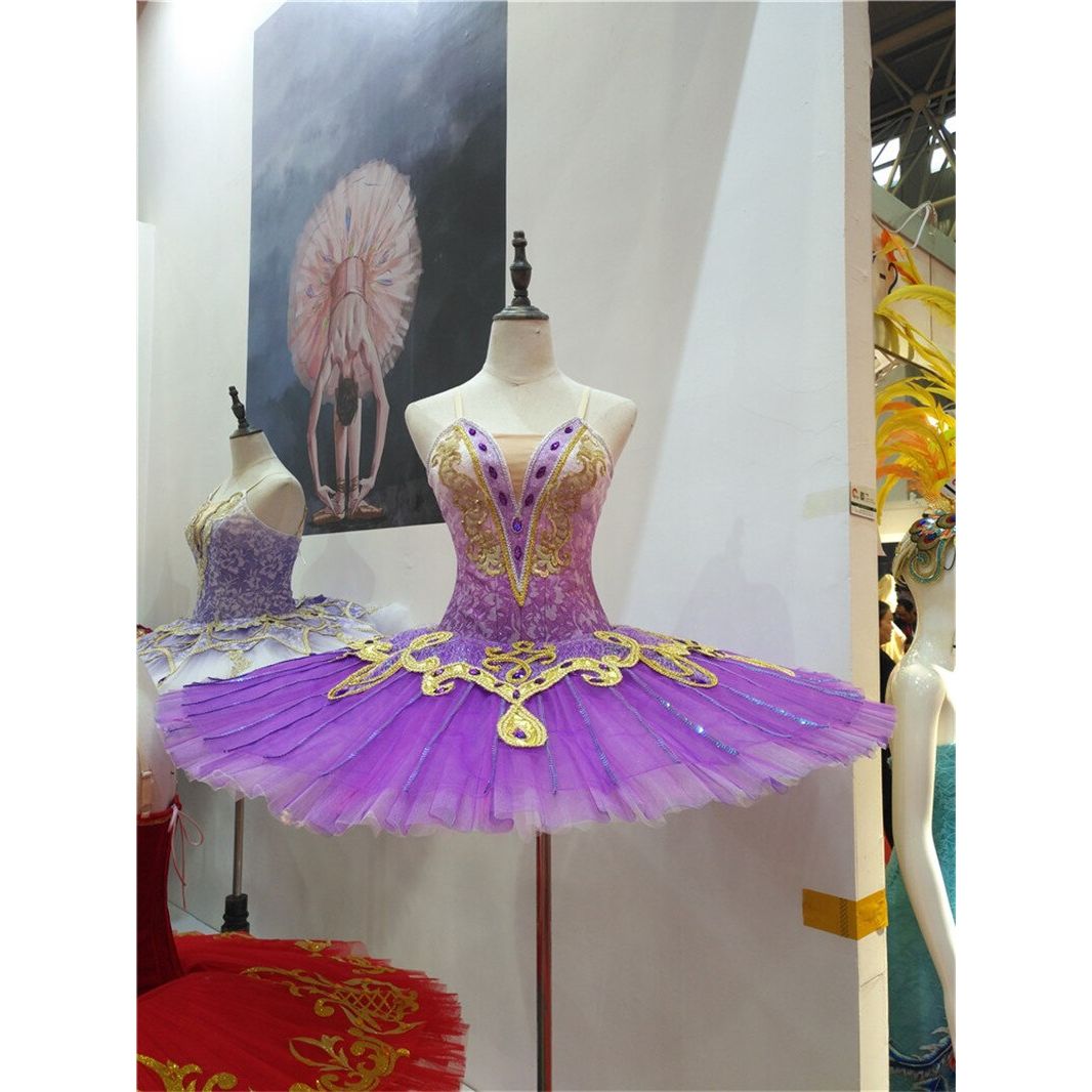 Performance Oriental odalisque La Bayadere Pancake Tutu