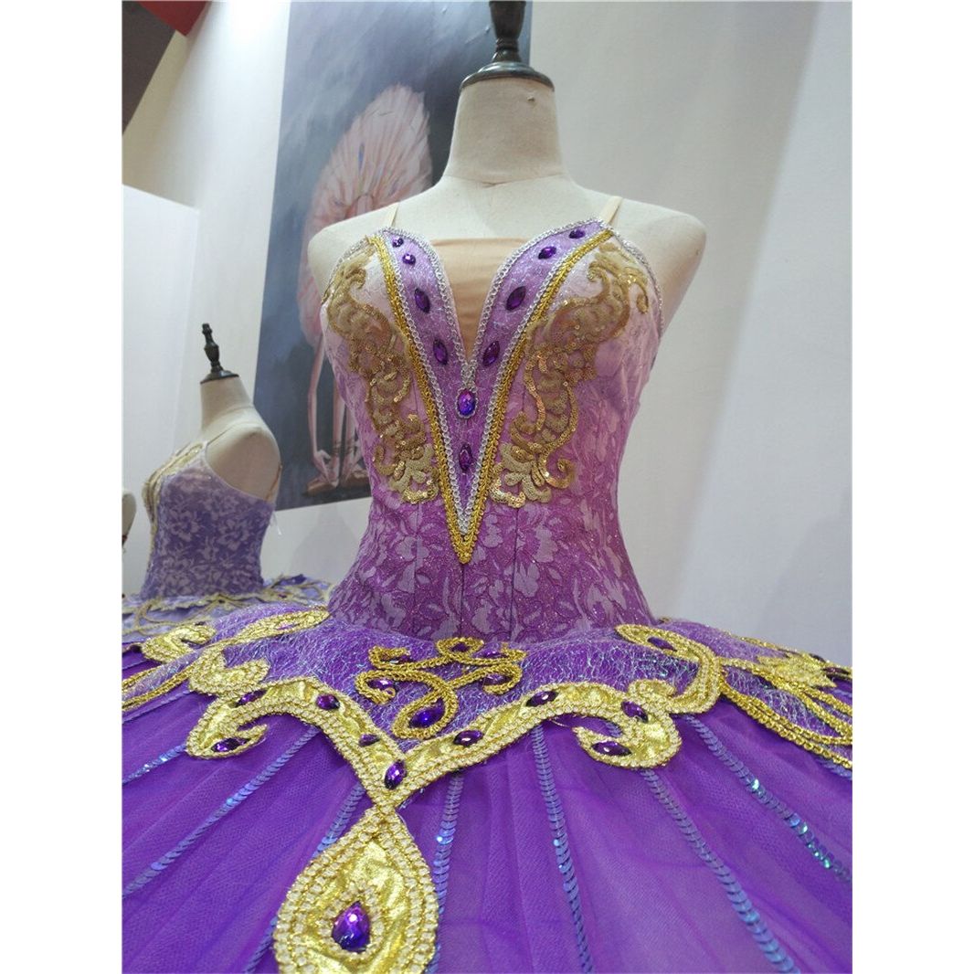 Performance Oriental odalisque La Bayadere Pancake Tutu