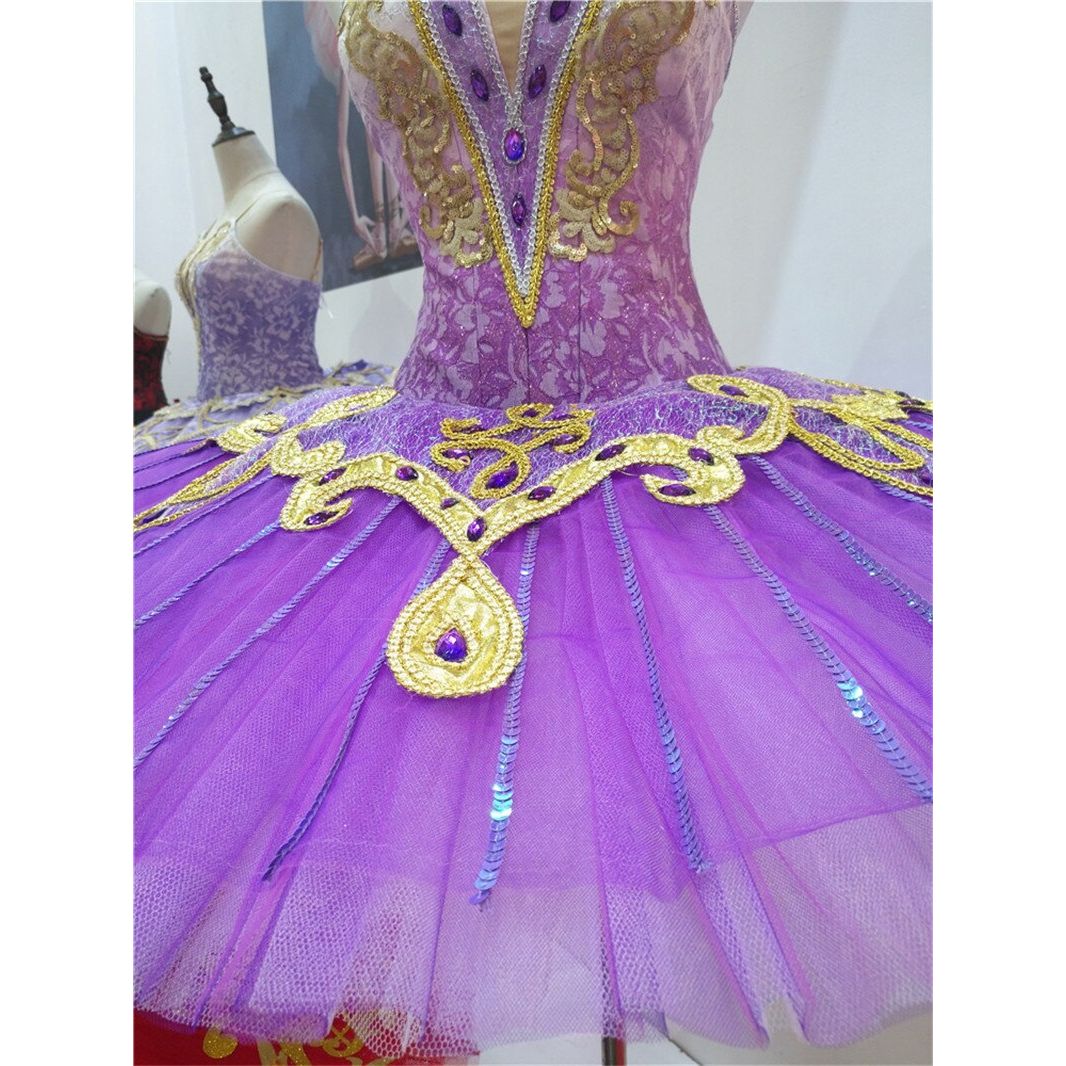 Performance Oriental odalisque La Bayadere Pancake Tutu