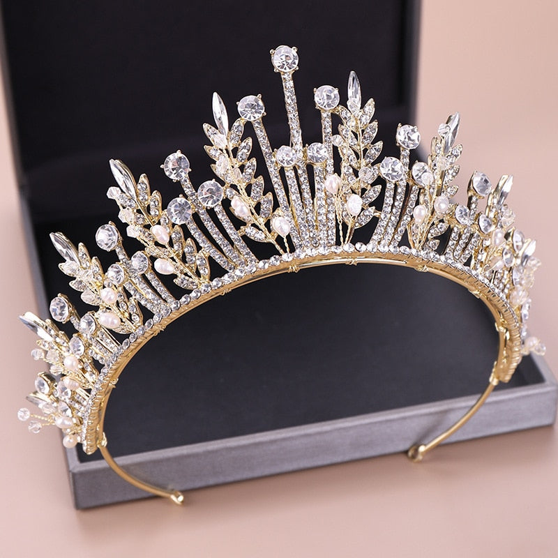 Luxury Pearl Sparkling Headpiece