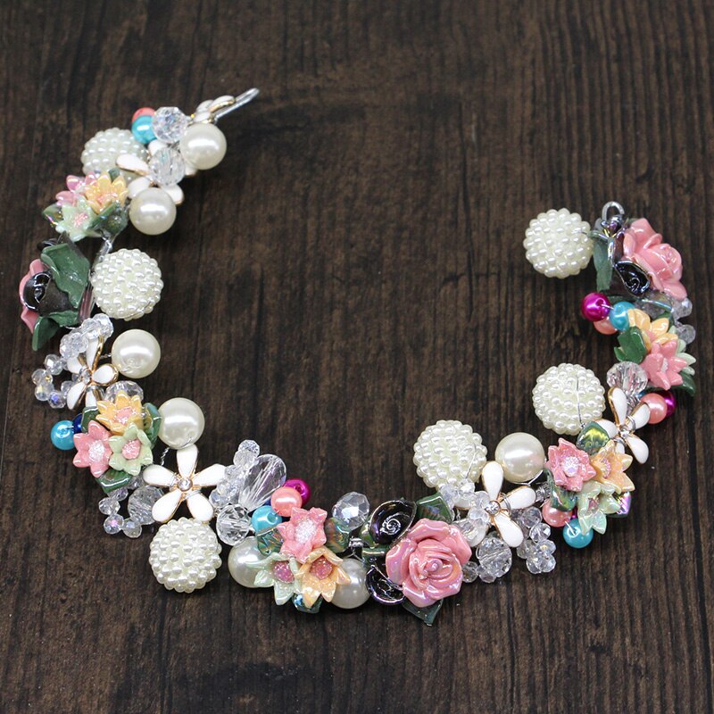 Performance Headpiece Pearl Flower Crown